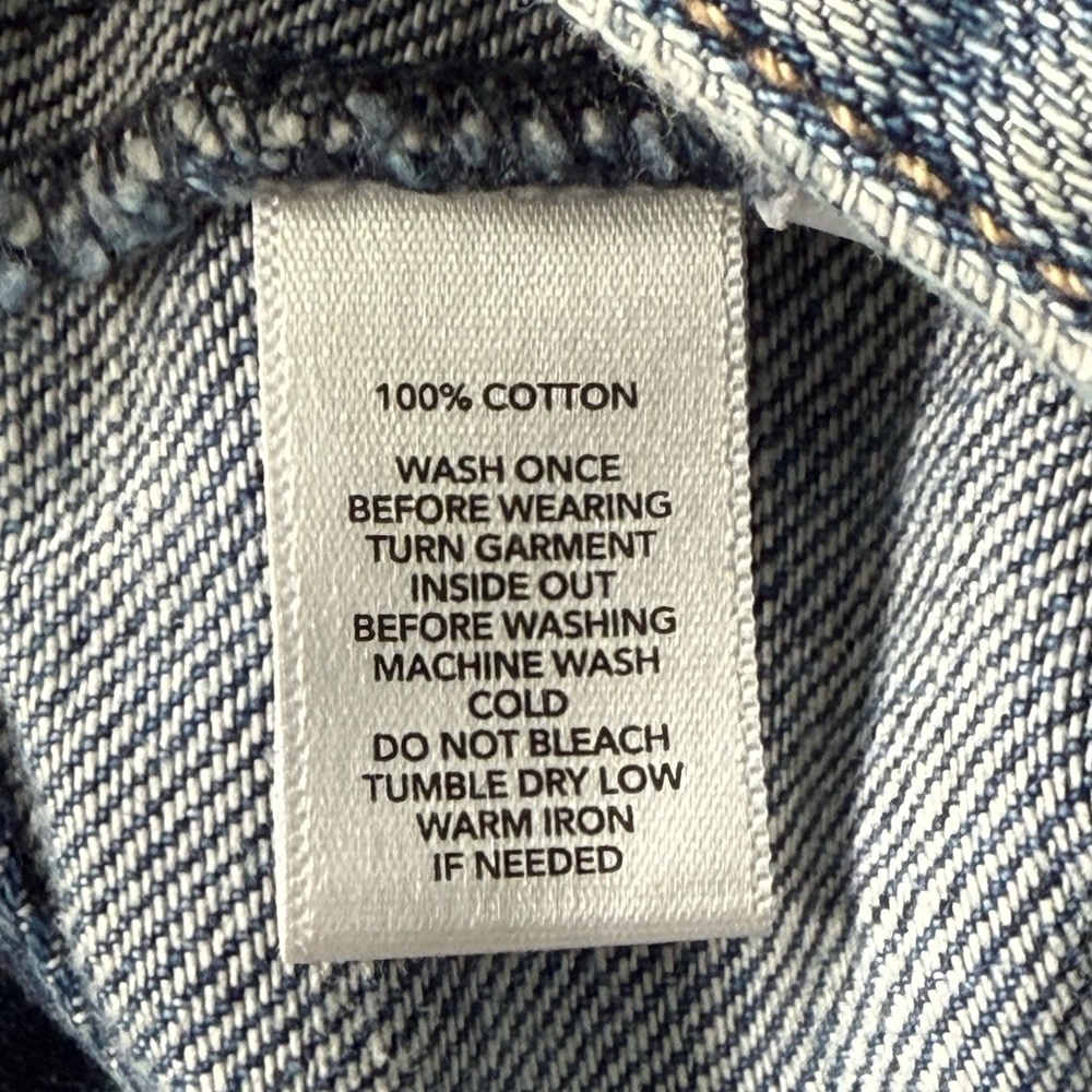 Upcycled BEETLEJUICE Graphic Tee On ANN TAYLOR LOFT Denim Jean Jacket Size 10P M - Picture 5 of 5